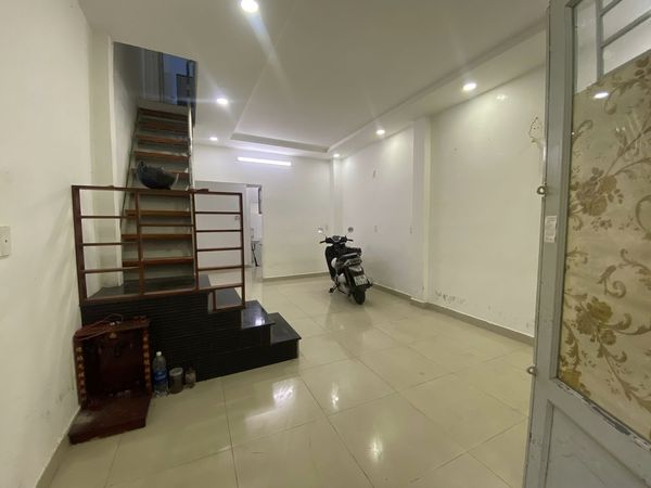 Bán nhà hẻm 518 Nguyễn Đình Chiểu, phường 4 Quận 3 - 36m2