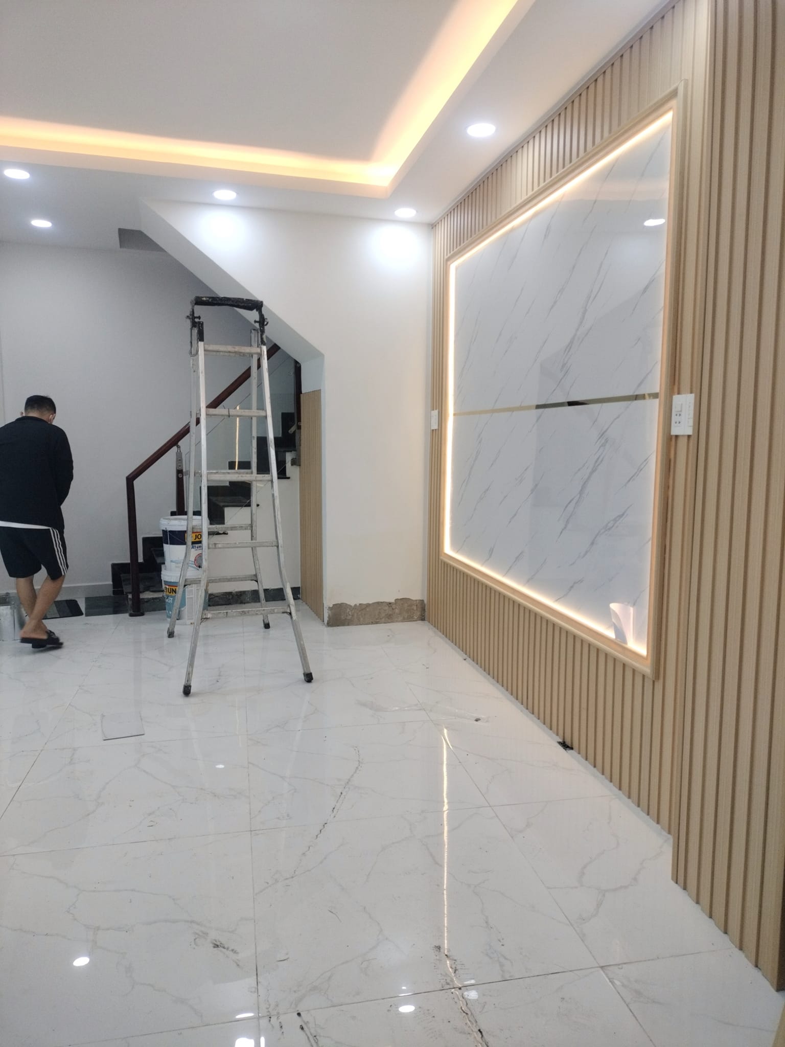 Bán nhà hẻm Đoàn Văn Bơ, phường 9  quận 4 - 30m2