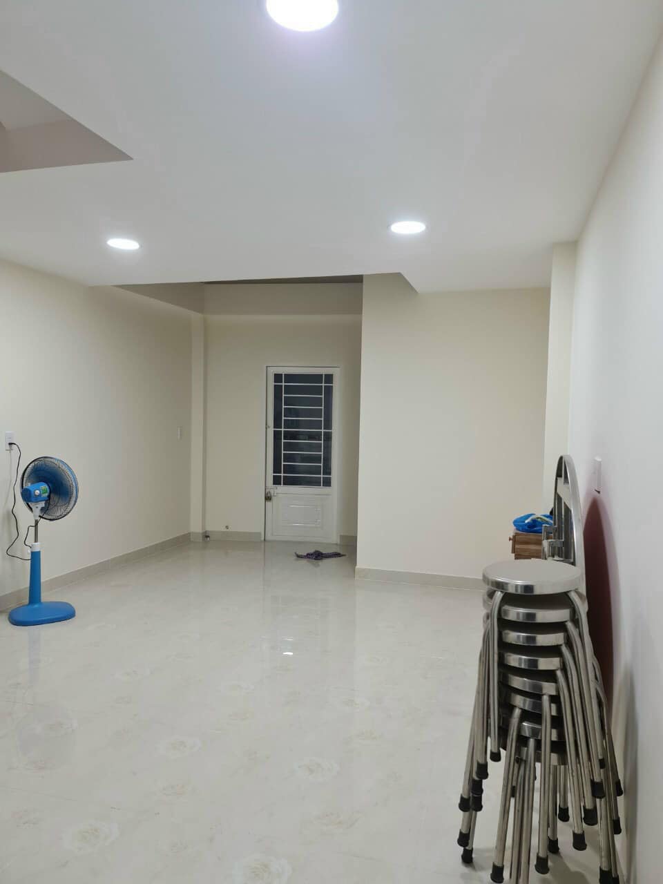 Bán nhà hẻm 368 Tôn Đản, phường 4 quận 4 - 38m2