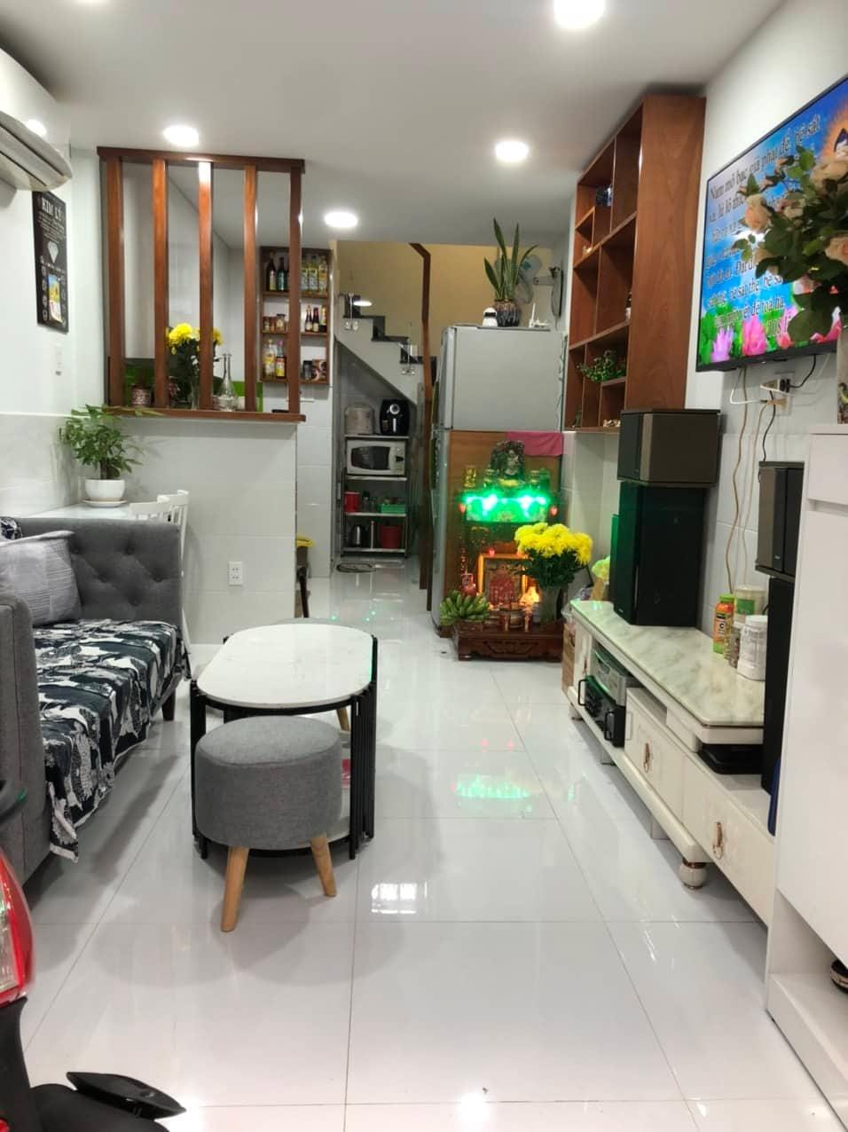 Bán nhà hẻm 125 Trần Bình Trọng, Phường 2, Quận 5 - 30m2