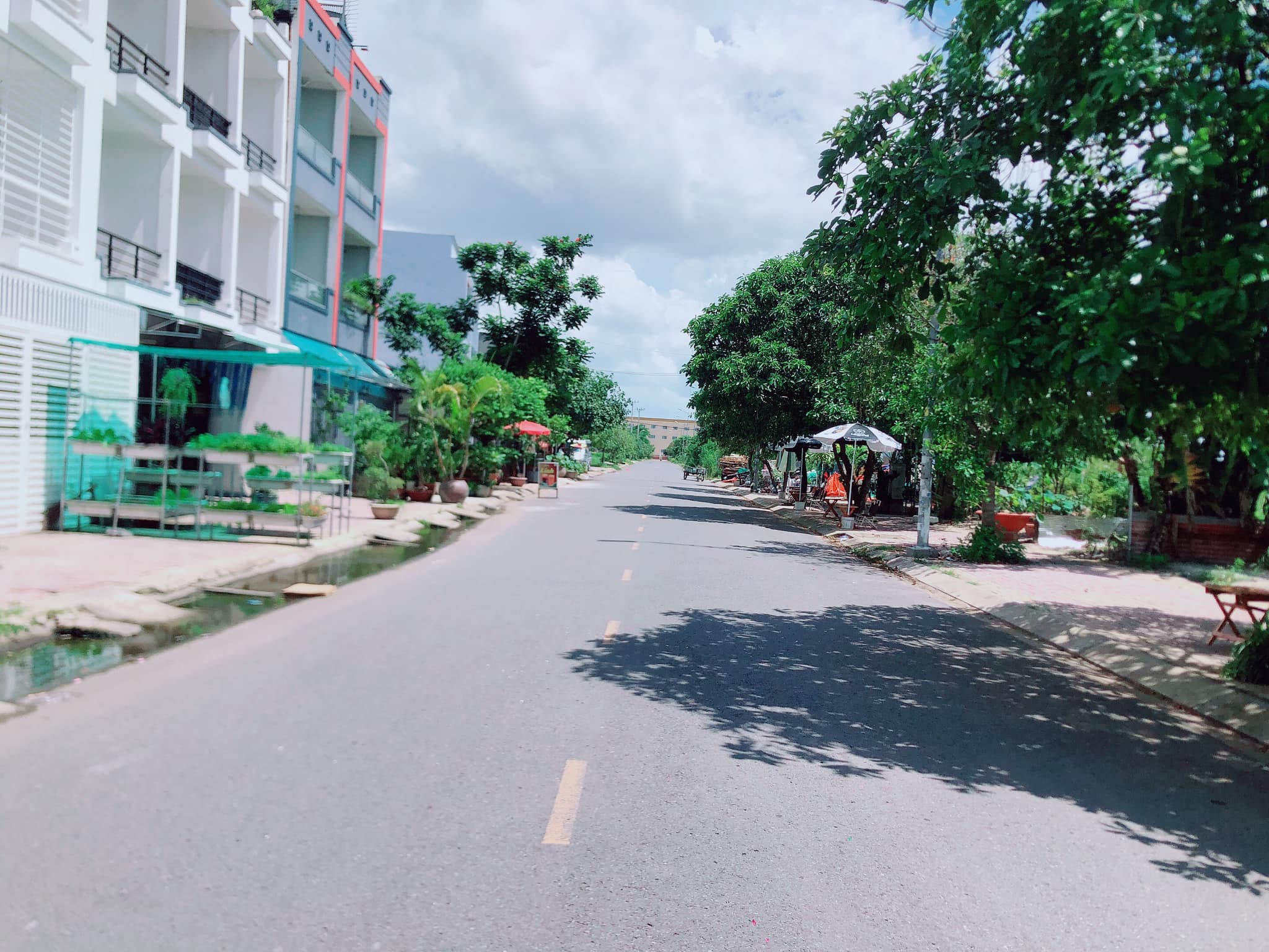 Bán nhà mặt tiền đường D4, xã Phước Lộc, H. Nhà Bè - 28m2