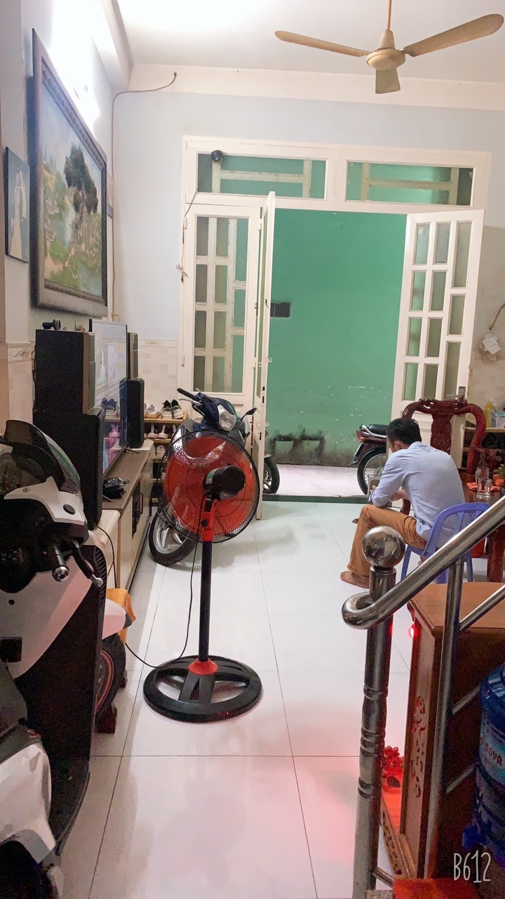 Bán nhà hẻm 127 Mễ Cốc, Phường 15 Quận 8 - 37m2