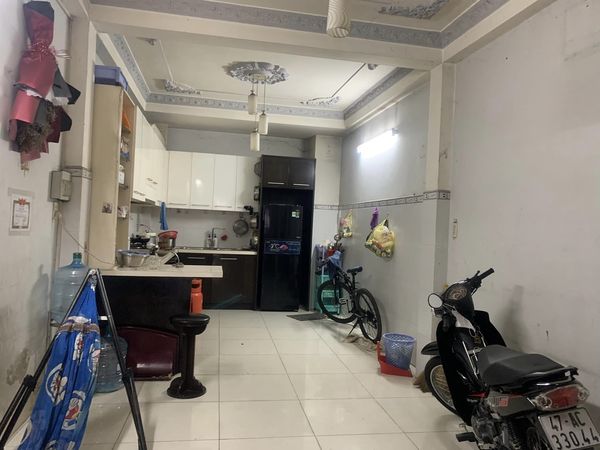 Bán nhà mặt tiền Phạm Thế Hiển, Phường 6, Quận 8 - 44m2