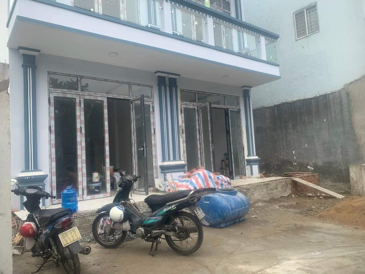 Bán nhà hẻm B1 Hưng Long, Qui Đức, Bình Chánh - 200m2